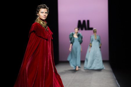 Marcos Luengo Fashion Show auf der Mercedes-Benz Fashion Week Madrid AW 2017