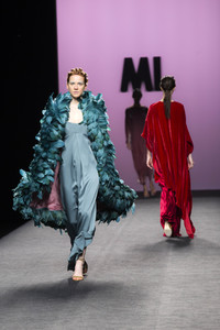 Marcos Luengo Fashion Show auf der Mercedes-Benz Fashion Week Madrid AW 2017
