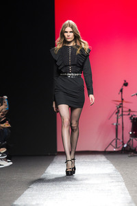 Juana Martin Fashion Show auf der Mercedes-Benz Fashion Week Madrid AW 2017