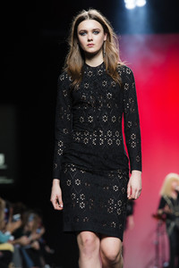 Juana Martin Fashion Show auf der Mercedes-Benz Fashion Week Madrid AW 2017