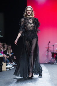 Juana Martin Fashion Show auf der Mercedes-Benz Fashion Week Madrid AW 2017