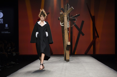 Ulises Mérida Fashion Show auf der Mercedes-Benz Fashion Week Madrid AW 2017