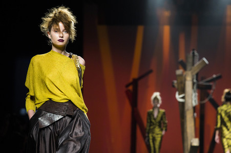Ulises Mérida Fashion Show auf der Mercedes-Benz Fashion Week Madrid AW 2017