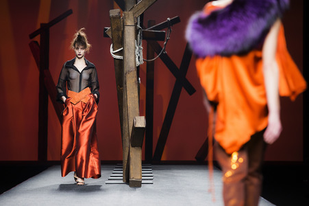 Ulises Mérida Fashion Show auf der Mercedes-Benz Fashion Week Madrid AW 2017