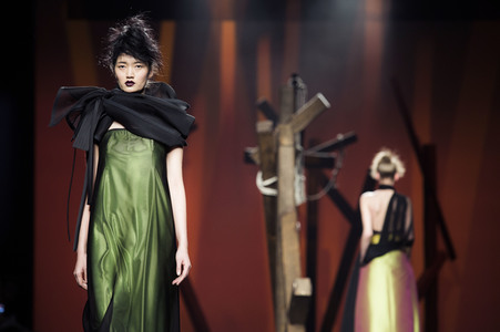 Ulises Mérida Fashion Show auf der Mercedes-Benz Fashion Week Madrid AW 2017