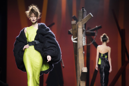 Ulises Mérida Fashion Show auf der Mercedes-Benz Fashion Week Madrid AW 2017