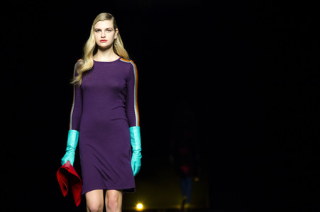 Moisés Nieto Fashion Show auf der Mercedes-Benz Fashion Week Madrid AW 2017