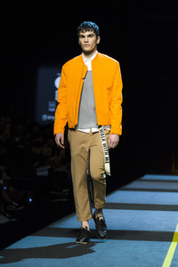 Moisés Nieto Fashion Show auf der Mercedes-Benz Fashion Week Madrid AW 2017