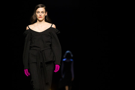 Moisés Nieto Fashion Show auf der Mercedes-Benz Fashion Week Madrid AW 2017