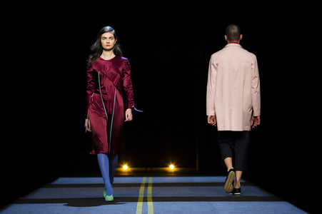 Moisés Nieto Fashion Show auf der Mercedes-Benz Fashion Week Madrid AW 2017