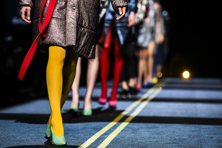 Moisés Nieto Fashion Show auf der Mercedes-Benz Fashion Week Madrid AW 2017