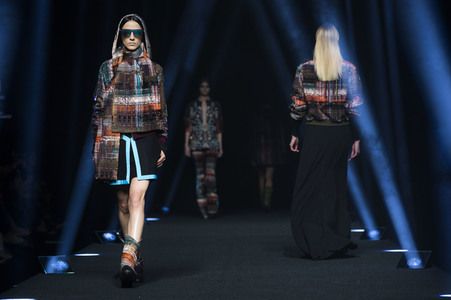 Alvarno Fashion Show auf der Mercedes-Benz Fashion Week Madrid AW 2017