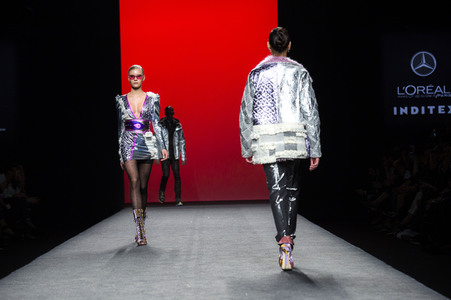 Custo Fashion Show auf der Mercedes-Benz Fashion Week Madrid AW 2017