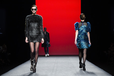 Custo Fashion Show auf der Mercedes-Benz Fashion Week Madrid AW 2017