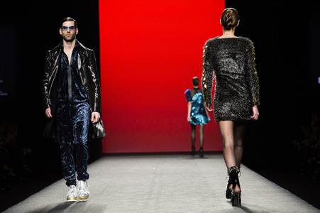 Custo Fashion Show auf der Mercedes-Benz Fashion Week Madrid AW 2017