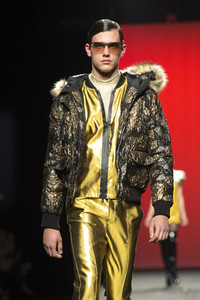 Custo Fashion Show auf der Mercedes-Benz Fashion Week Madrid AW 2017