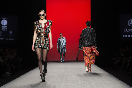 Custo Fashion Show auf der Mercedes-Benz Fashion Week Madrid AW 2017