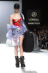 Maria ke Fisherman Fashion Show auf der Mercedes-Benz Fashion Week Madrid AW 2017