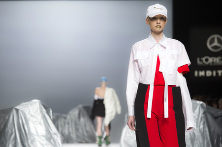 Maria ke Fisherman Fashion Show auf der Mercedes-Benz Fashion Week Madrid AW 2017