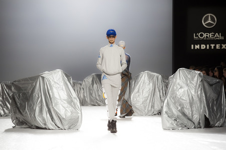Maria ke Fisherman Fashion Show auf der Mercedes-Benz Fashion Week Madrid AW 2017