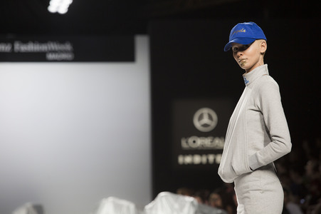 Maria ke Fisherman Fashion Show auf der Mercedes-Benz Fashion Week Madrid AW 2017