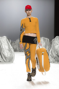 Maria ke Fisherman Fashion Show auf der Mercedes-Benz Fashion Week Madrid AW 2017