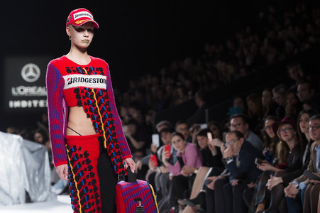 Maria ke Fisherman Fashion Show auf der Mercedes-Benz Fashion Week Madrid AW 2017