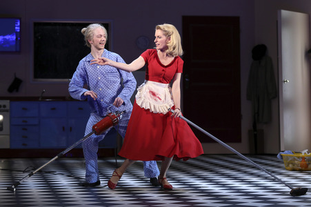 Fotoprobe 'Alles muss glänzen - The Homemaker' in Berlin
