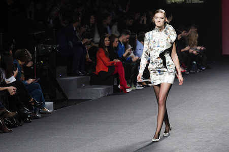 2nd Skin Fashion Show auf der Mercedes-Benz Fashion Week Madrid AW 2017