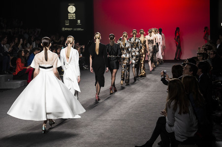 2nd Skin Fashion Show auf der Mercedes-Benz Fashion Week Madrid AW 2017