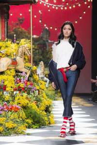 Jorge Vázquez Fashion Show auf der Mercedes-Benz Fashion Week Madrid AW 2017