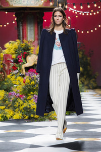 Jorge Vázquez Fashion Show auf der Mercedes-Benz Fashion Week Madrid AW 2017