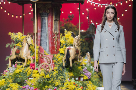 Jorge Vázquez Fashion Show auf der Mercedes-Benz Fashion Week Madrid AW 2017