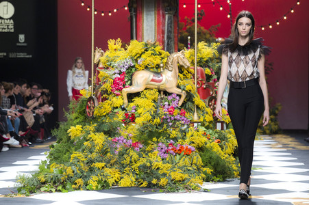 Jorge Vázquez Fashion Show auf der Mercedes-Benz Fashion Week Madrid AW 2017