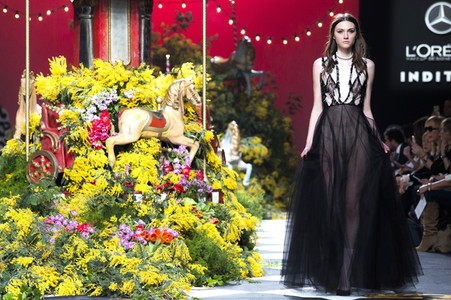 Jorge Vázquez Fashion Show auf der Mercedes-Benz Fashion Week Madrid AW 2017