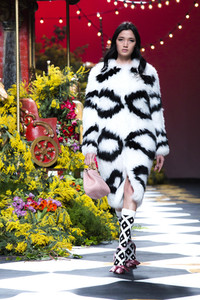 Jorge Vázquez Fashion Show auf der Mercedes-Benz Fashion Week Madrid AW 2017