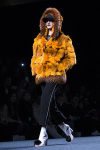 Jesús Lorenzo  Fashion Show auf der Mercedes-Benz Fashion Week Madrid AW 2017