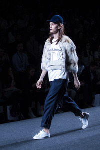 Jesús Lorenzo  Fashion Show auf der Mercedes-Benz Fashion Week Madrid AW 2017