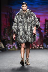 Francis Montesinos Fashion Show auf der Mercedes-Benz Fashion Week Madrid AW 2017