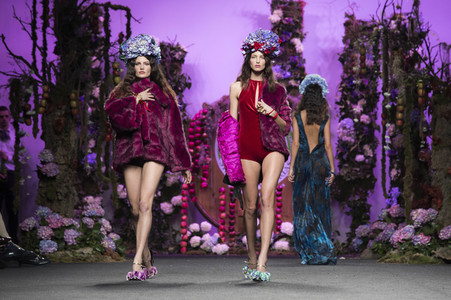 Francis Montesinos Fashion Show auf der Mercedes-Benz Fashion Week Madrid AW 2017