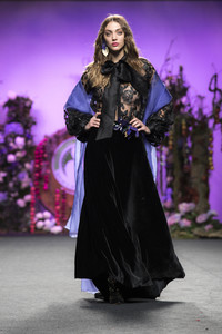 Francis Montesinos Fashion Show auf der Mercedes-Benz Fashion Week Madrid AW 2017