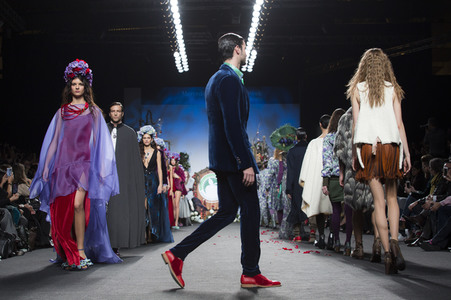 Francis Montesinos Fashion Show auf der Mercedes-Benz Fashion Week Madrid AW 2017