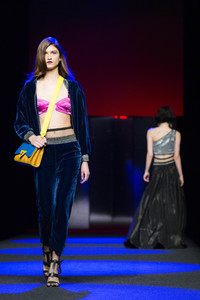 Esther Noriega Fashion Show auf der Mercedes-Benz Fashion Week Madrid AW 2017