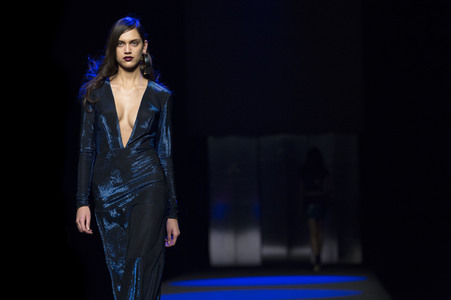 Esther Noriega Fashion Show auf der Mercedes-Benz Fashion Week Madrid AW 2017