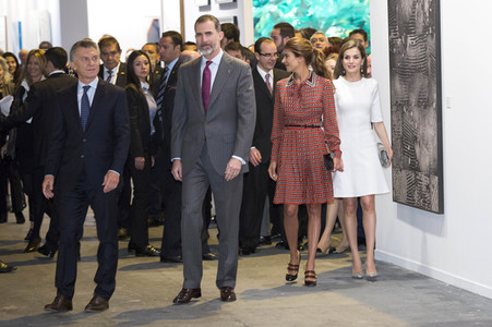 Die spanischen Royals auf der Kunstmesse ACRO in Madrid