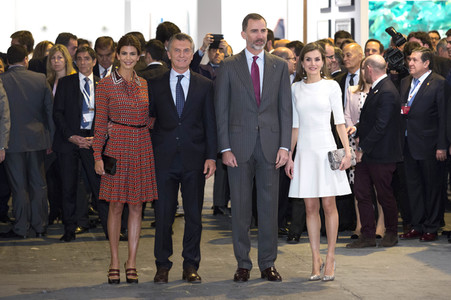 Die spanischen Royals auf der Kunstmesse ACRO in Madrid