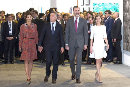 Die spanischen Royals auf der Kunstmesse ACRO in Madrid