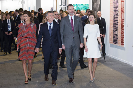 Die spanischen Royals auf der Kunstmesse ACRO in Madrid