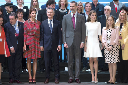 Die spanischen Royals auf der Kunstmesse ACRO in Madrid