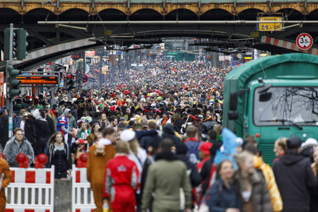 Weiberfastnacht in Köln